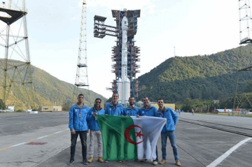 الجزائر تلجأ إلى الفضاء لمواجهة الجراد الصحراوي؟