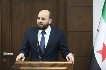 وزير الطاقة السوري يبحث مع سفير الجزائر سبل تعزيز العلاقات بين البلدين