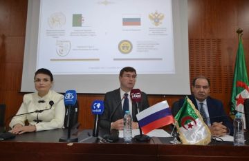 افتتاح مركز لتعليم اللغة الروسية بجامعة وهران الجزائرية (فيديو صور) افتتاح مركز لتعليم اللغة الروسية بجامعة وهران الجزائرية (فيديو صور)