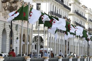 الجزائر تعرب عن قلقها من تعاظم الأخطار الإرهابية في مالي