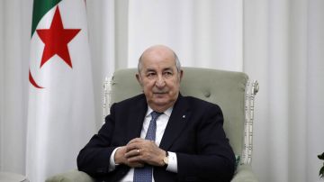 تبون يوقع على أكبر موازنة في تاريخ الجزائر تبون يوقع على أكبر موازنة في تاريخ الجزائر