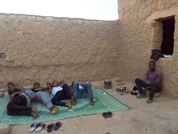 منظمة حقوقية: الجزائر تطرد أكثر من 1800 مهاجر إلى النيجر