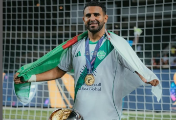 بكلمتين.. محرز يعلق على فوز الأهلي بكأس السوبر السعودي على حساب النصر (صورة)