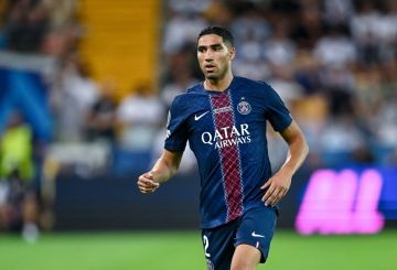 لاعب جزائري يتفوق على المغربي حكيمي في بداية الدوري الفرنسي (فيديو) لاعب جزائري يتفوق على المغربي حكيمي في بداية الدوري الفرنسي (فيديو)