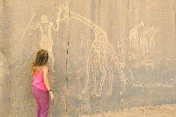 الفن الصخري... ذاكرة الجزائر الصلبة الفن الصخري... ذاكرة الجزائر الصلبة