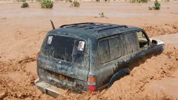 سيول وفيضانات في الجنوب الجزائري.. استمرار البحث عن مفقود في تمنراست سيول وفيضانات في الجنوب الجزائري.. استمرار البحث عن مفقود في تمنراست