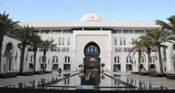 الجزائر تؤكد رفضها المساس بسيادة الدول العربية وتدعو لاحتواء التصعيد في الخليج