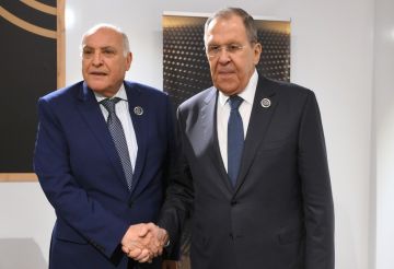 لافروف وعطاف يبحثان تعزيز الشراكة الاستراتيجية وملفات إقليمية متعددة على هامش منتدى أنطاليا