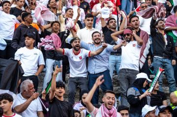 الأردن يتابع مباراة الجزائر... خسارة وموتا