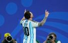 لا علاقة لبكاء ميسي في مباراة الجزائر بالرياضة.. عائلة اللاعب تصدر بيانا رسميا بشأن مرض والده