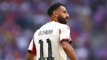 موقف محمد صلاح.. تشكيل أفضل اللاعبين المتاحين مجانا في سوق الانتقالات موقف محمد صلاح.. تشكيل أفضل اللاعبين المتاحين مجانا في سوق الانتقالات