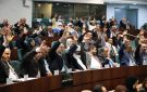 الجزائر تترقب حكومة جديدة بين التكنوقراط والأحزاب