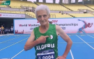 بعمر 92 عاما.. جزائري يخطف الأنظار في بطولة العالم