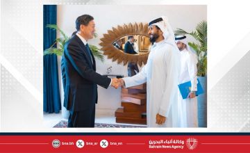 سمو الشيخ ناصر بن حمد آل خليفة يستقبل رئيس اللجنة الأولمبية وزير الرياضة بجمهورية الصين الشعبية