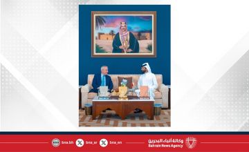 الاتحاد الدولي للفروسية يمنح سمو الشيخ ناصر بن حمد آل خليفة شارة الشرف الذهبية اعترافا بريادته الدولية الاتحاد الدولي للفروسية يمنح سمو الشيخ ناصر بن حمد آل خليفة شارة الشرف الذهبية اعترافا بريادته الدولية