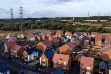 ارتفاع تكلفة الطاقة على الأسر البريطانية رغم هبوط الأسعار ارتفاع تكلفة الطاقة على الأسر البريطانية رغم هبوط الأسعار