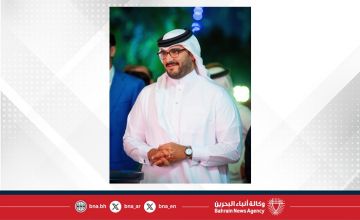 سمو الشيخ عيسى بن سلمان بن حمد يشهد قرعة الجياد العالمية المشاركة في النسخة السابعة من سباق كأس البحرين الدولي للخيل