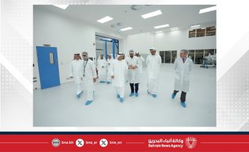 وكالة البحرين للفضاء تشارك في مراسم افتتاح أول منشأة متكاملة لتصنيع الأقمار الاصطناعية في الشرق الأوسط بأبوظبي وكالة البحرين للفضاء تشارك في مراسم افتتاح أول منشأة متكاملة لتصنيع الأقمار الاصطناعية في الشرق الأوسط بأبوظبي