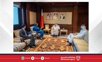 وزير الخارجية يستقبل نائبة سفير الولايات المتحدة الأمريكية لدى مملكة البحرين
