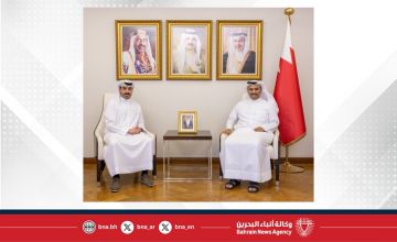 وزير الإعلام يستقبل رئيس تحرير صحيفة الوطن