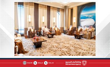 لدى وصوله البحرين للمشاركة في اجتماع رؤساء المجالس الخليجية الخميس المقبل.. رئيسا مجلسي الشورى والنواب يستقبلان رئيس المجلس الوطني الاتحادي الإماراتي