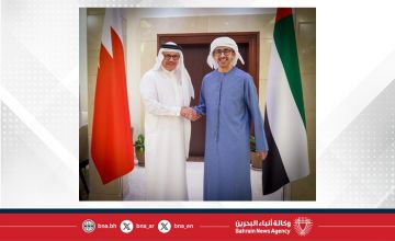 وزير الخارجية يجتمع مع نائب رئيس الوزراء وزير خارجية دولة الإمارات العربية المتحدة