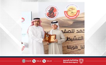 200 صقار في انطلاق البطولة التنشيطية ضمن موسم ناصر بن حمد للصقور والصيد 200 صقار في انطلاق البطولة التنشيطية ضمن موسم ناصر بن حمد للصقور والصيد