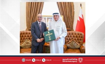 مستشار جلالة الملك لشؤون الاعلام يستقبل الفنان خليفة زيمان مستشار جلالة الملك لشؤون الاعلام يستقبل الفنان خليفة زيمان