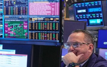 S P 500 يحقق مستوى قياسي في جلسة نهاية الأسبوع S P 500 يحقق مستوى قياسي في جلسة نهاية الأسبوع