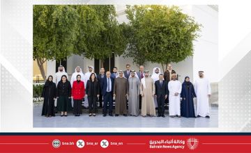 ضمن القمة العالمية للحكومات 2026.. رئيس دولة الامارات العربية المتحدة يستقبل وفد المشاركين في الاجتماع العربي للقيادات الشابة