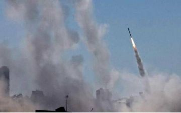 قوة دفاع البحرين: اعتراض وتدمير 174 صاروخا و385 طائرة مسيرة