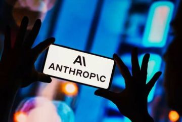 المستثمرون يتحولون لشركة Anthropic مع تراجع الطلب على أسهم OpenAI