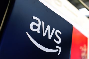 فاينانشال تايمز: ضربة إيرانية تلحق أضرارا بأعمال أمازون السحابية في البحرين