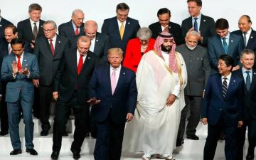 ترامب ينتقد حلفاءه ويشيد بدعم دول الخليج في الحرب ترامب ينتقد حلفاءه ويشيد بدعم دول الخليج في الحرب