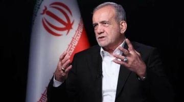 الرئيس الإيراني يؤكد أهمية الدبلوماسية رغم انعدام الثقة بواشنطن