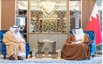 ولي عهد البحرين يبحث مع السفير السعودي تعزيز العلاقات الثنائية ولي عهد البحرين يبحث مع السفير السعودي تعزيز العلاقات الثنائية