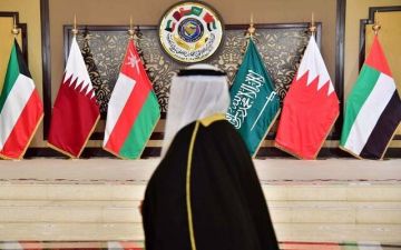 دول الخليج تناقش ملف حرية الملاحة في مضيق هرمز وسط تطورات المفاوضات الإقليمية