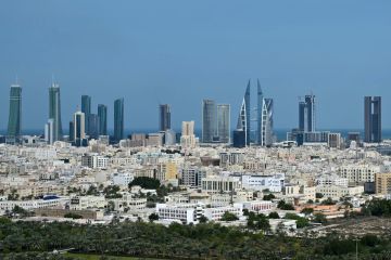 البحرين.. حبس وإبعاد نهائي لمتهم من جنسية عربية بسبب مقاطع مخلة بالآداب البحرين.. حبس وإبعاد نهائي لمتهم من جنسية عربية بسبب مقاطع مخلة بالآداب