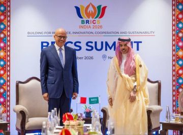 وزير خارجية البحرين يؤكد وقوف بلاده إلى جانب المملكة فيما تتخذه من إجراءات وزير خارجية البحرين يؤكد وقوف بلاده إلى جانب المملكة فيما تتخذه من إجراءات