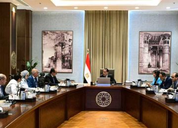 الحكومة تناقش تحويل مباني عمر أفندي بشوارع عدلي والحجاز ومراد إلى فنادق سياحية الحكومة تناقش تحويل مباني عمر أفندي بشوارع عدلي والحجاز ومراد إلى فنادق سياحية