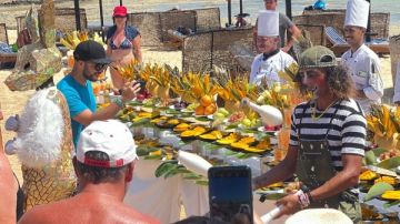 اليوم.. مطار الغردقة الدولي يستقبل 18 ألف سائحا على متن 101 رحلة دولية اليوم.. مطار الغردقة الدولي يستقبل 18 ألف سائحا على متن 101 رحلة دولية