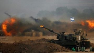 رغم اتفاق وقف إطلاق النار .. الاحتلال يقصف شرق غزة وخانيونس رغم اتفاق وقف إطلاق النار .. الاحتلال يقصف شرق غزة وخانيونس