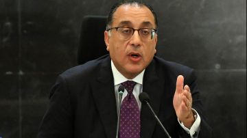 مدبولي يتفقد المتحف المصري الكبير استعدادا لافتتاحه مدبولي يتفقد المتحف المصري الكبير استعدادا لافتتاحه