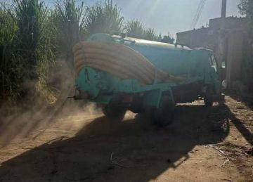 أثناء إلقاء مياه الصرف الصحي بترعة.. التحفظ على سيارة كسح في قنا