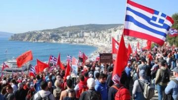 إضراب في اليونان ضد إصلاحات العمل يعطل النقل والخدمات