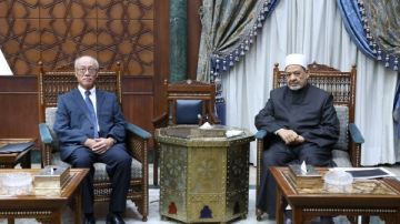 شيخ الأزهر للسفير الياباني: معنيون بنشر الوسطية ومجابهة الأفكار المتطرفة حول العالم