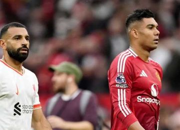 فريسته المفضلة.. أرقام محمد صلاح التهديفية أمام مانشستر يونايتد