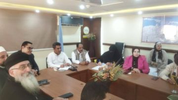 مرسى مطروح تبحث خلال اجتماع المجلس التنفيذي مشروعات الإنارة والطرق وتطهير شنايش الأمطار مرسى مطروح تبحث خلال اجتماع المجلس التنفيذي مشروعات الإنارة والطرق وتطهير شنايش الأمطار