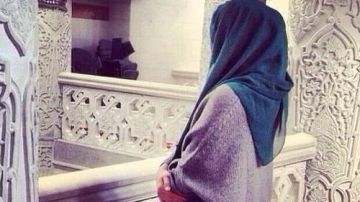 هل إذا زاد مدة حيض المرأة عن عادتها الشهرية تقضى صلاة هذه الأيام الزيادة؟..الإفتاء تجيب هل إذا زاد مدة حيض المرأة عن عادتها الشهرية تقضى صلاة هذه الأيام الزيادة؟..الإفتاء تجيب