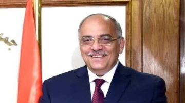 وزير الصحة يهنئ الدكتور شريف وديع بتعيينه عضوا بمجلس الشيوخ